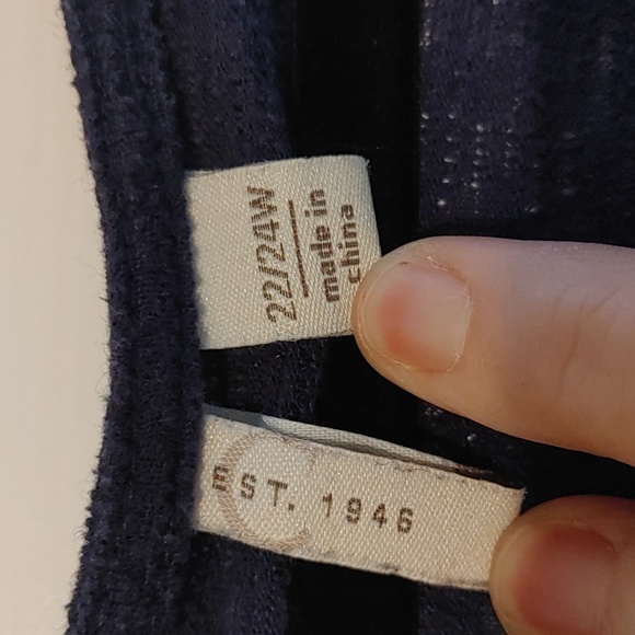 Navy Top with Lace and Striped Sleeves Size 22/24W Business Casual Leisure - Picture 3 of 7